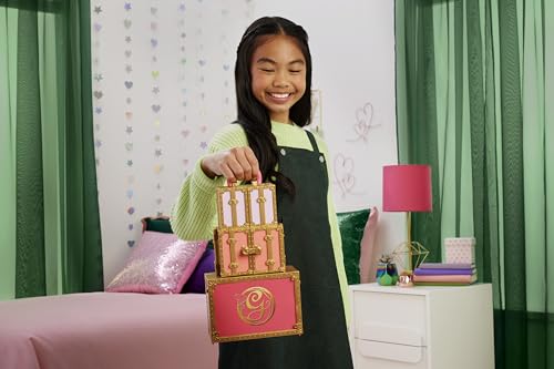 Mattel Universal Pictures’ Wicked Glinda’s Glamorous Closet with 2 Unique Looks, Surprises & 13 Accessories, Inspired by The Movie