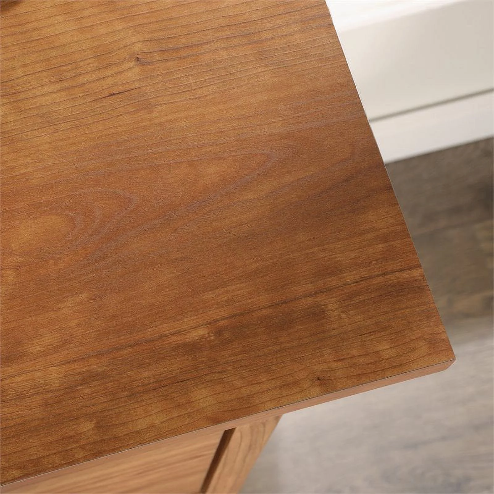 Pemberly Row Engineered Wood 4-Drawer Bedroom Chest in Prairie Cherry