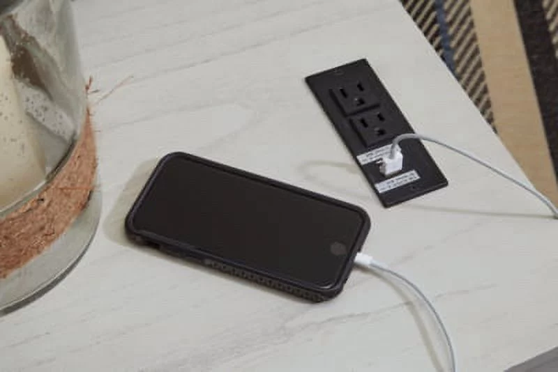 Signature Design by Ashley Casual Treytown Chairside End Table  Antique White