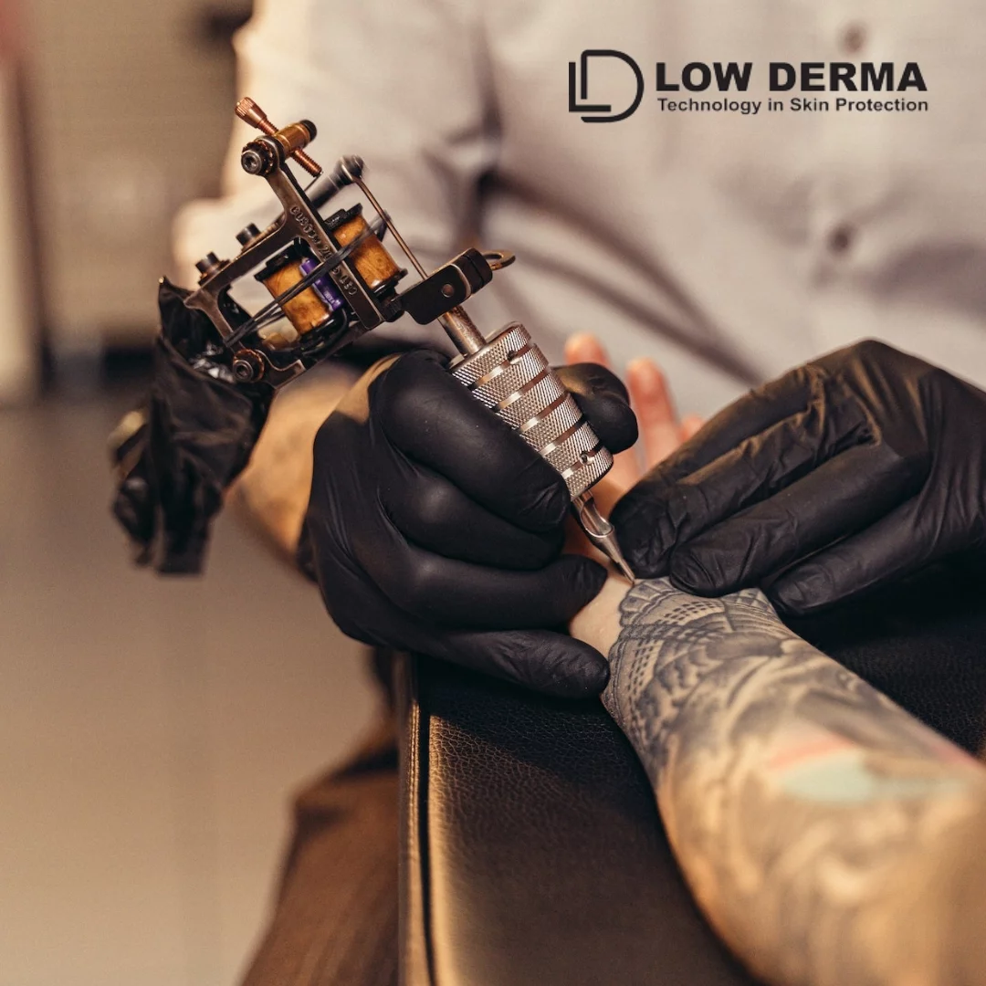 TRICARE Medical Nitrile Exam Gloves, Medium, Case of 1000, Berry Black, Powder & Latex Free, 3.5 Mil