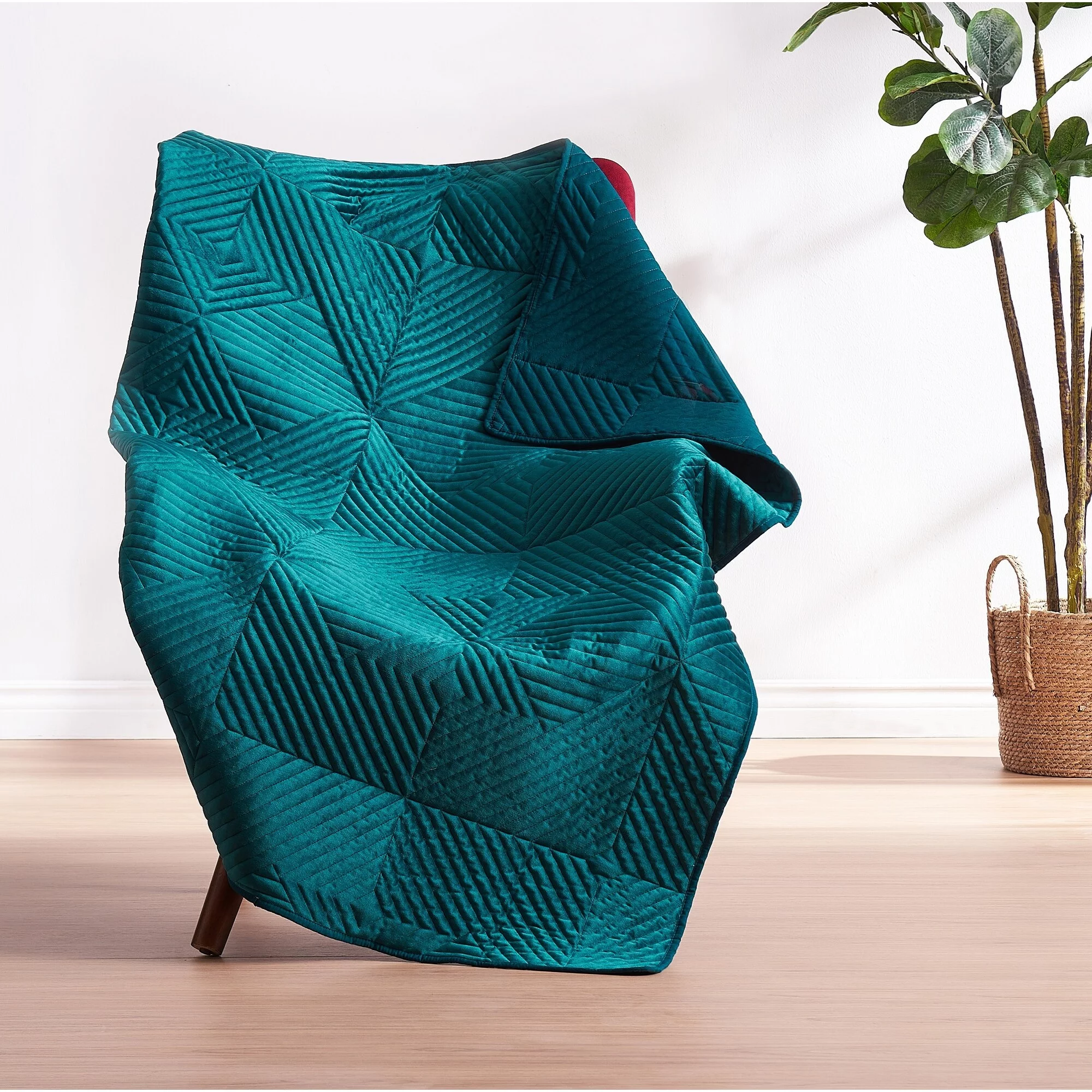 Barefoot Bungalow  Riviera Velvet Quilted Modern Throw Blanket Mauive