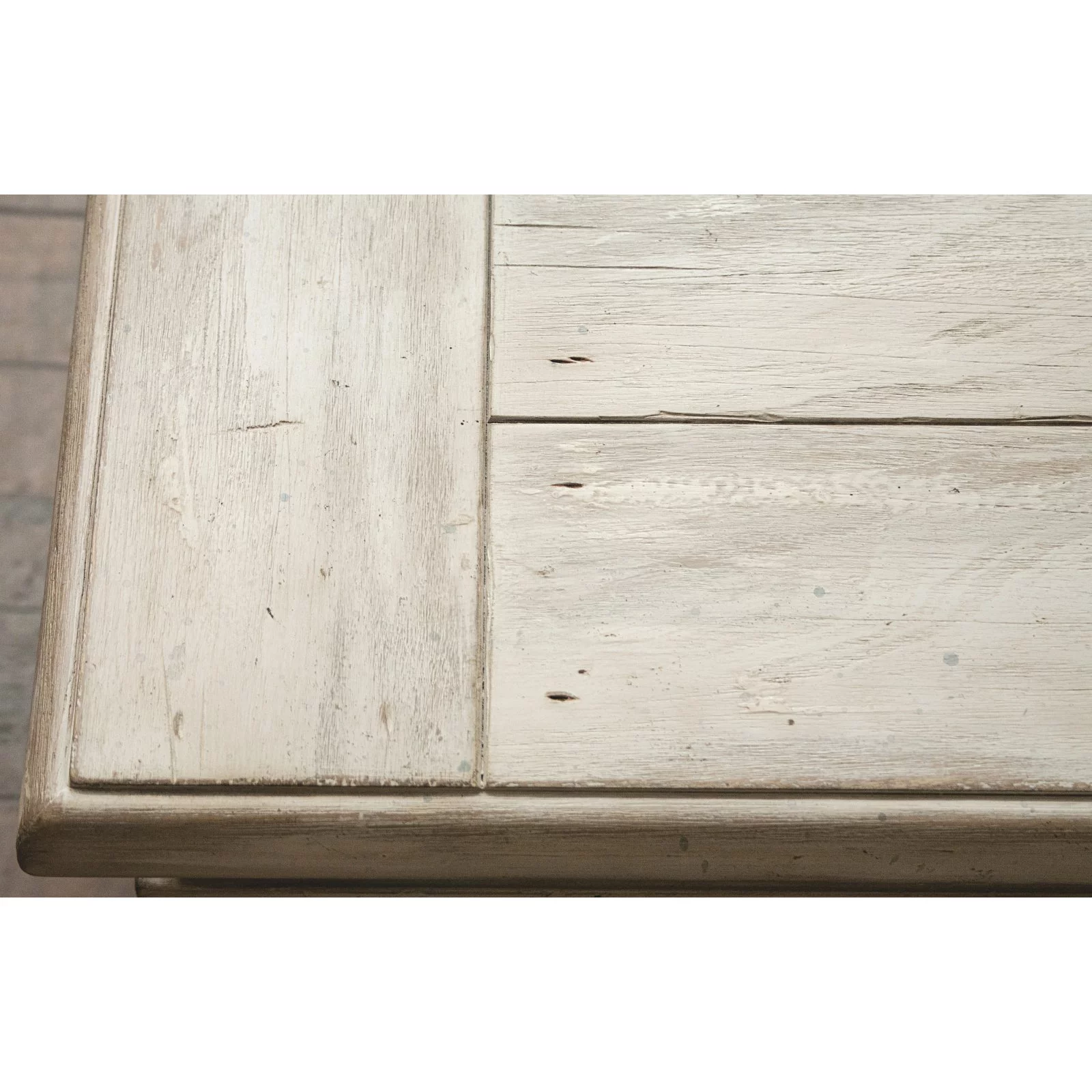 Riverside Furniture Regan Farmhouse Wood Coffee Table in Farmhouse White