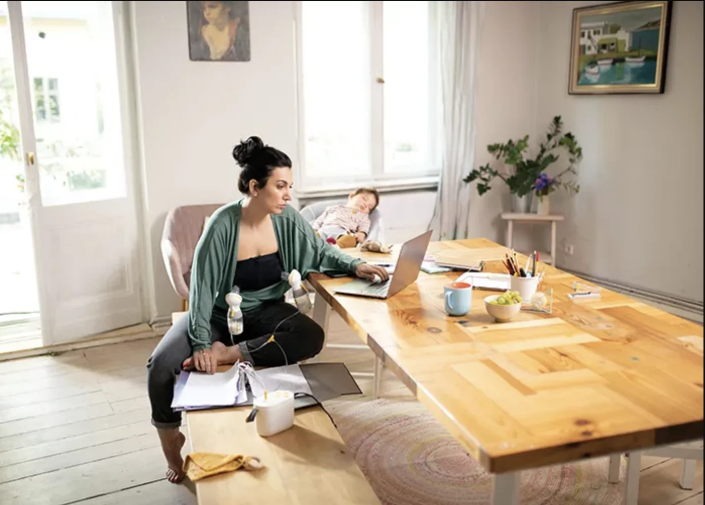 Medela Pump in Style with MaxFlow Breast Pump with AFBP Sydney Breast Pump Backpack