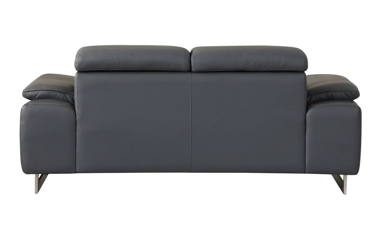 Supreme Roma Loveseat