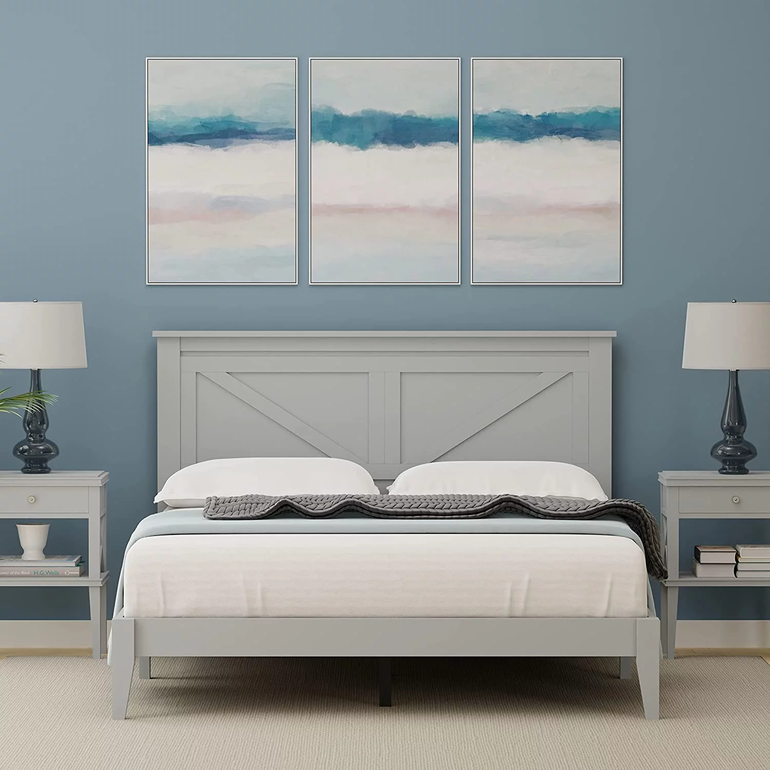 Well Home Farmhouse Solid Wood Platform Bed in Queen - Ultimate Grey