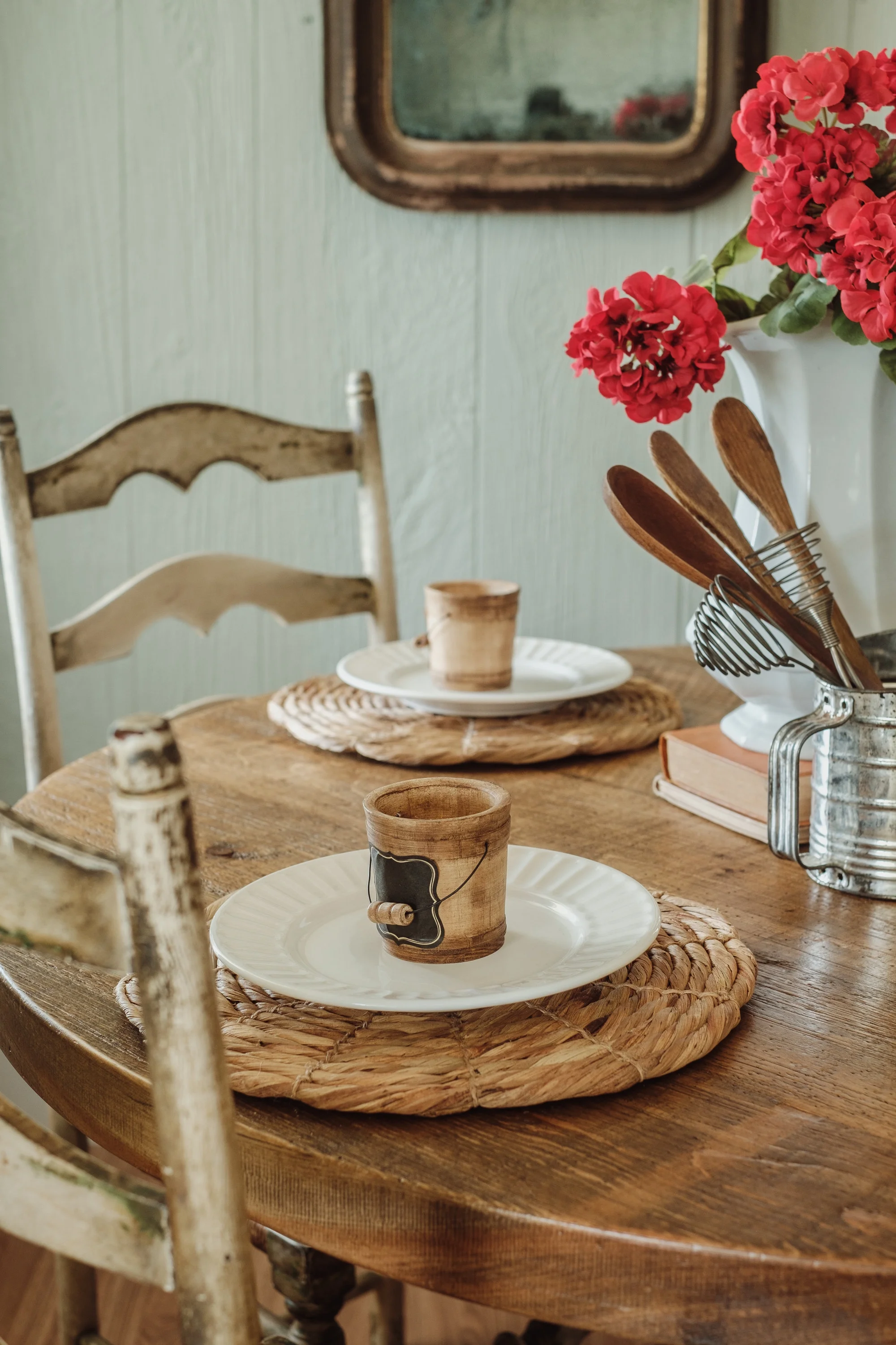 Napa East Mill and Foundry Solid Wood Farm Table in Early American/Natural