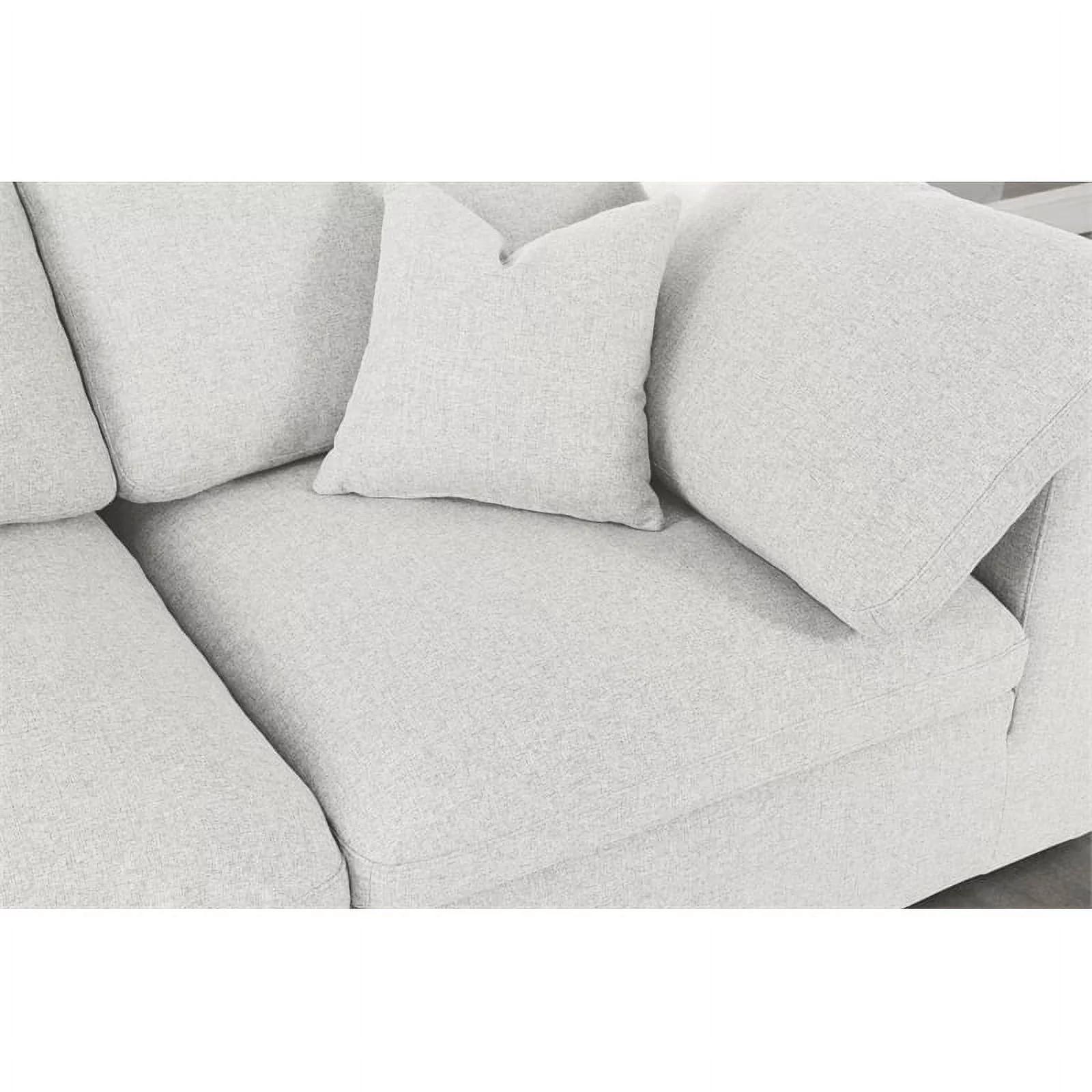 Meridian Furniture Serene 114