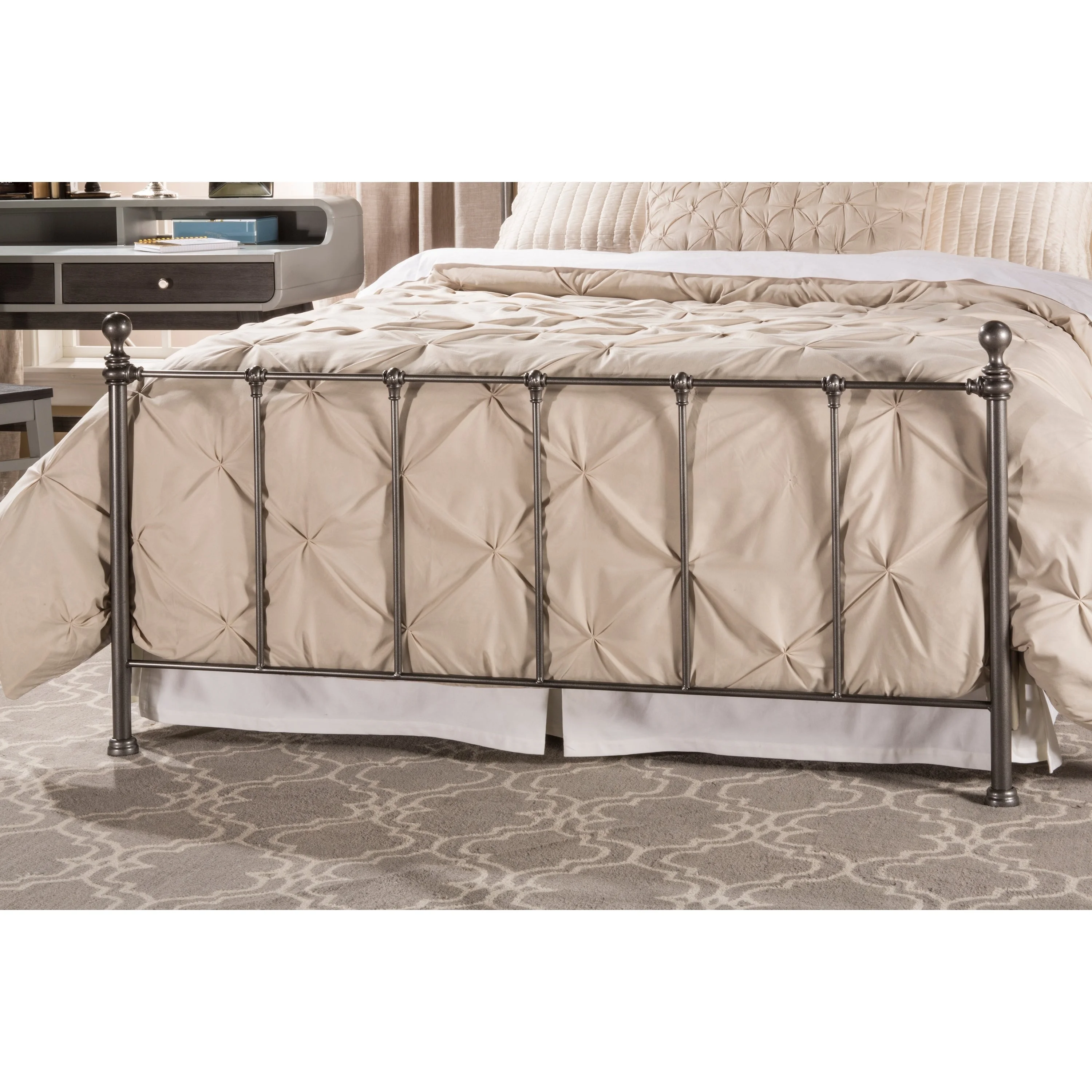 Hillsdale  Furniture Molly Bed Set