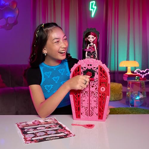 Monster High Skulltimate Secrets Doll & Accessories Set, Garden Mysteries Draculaura with Reveal Closet & 19+ Tea Party Surprises Like Clothes