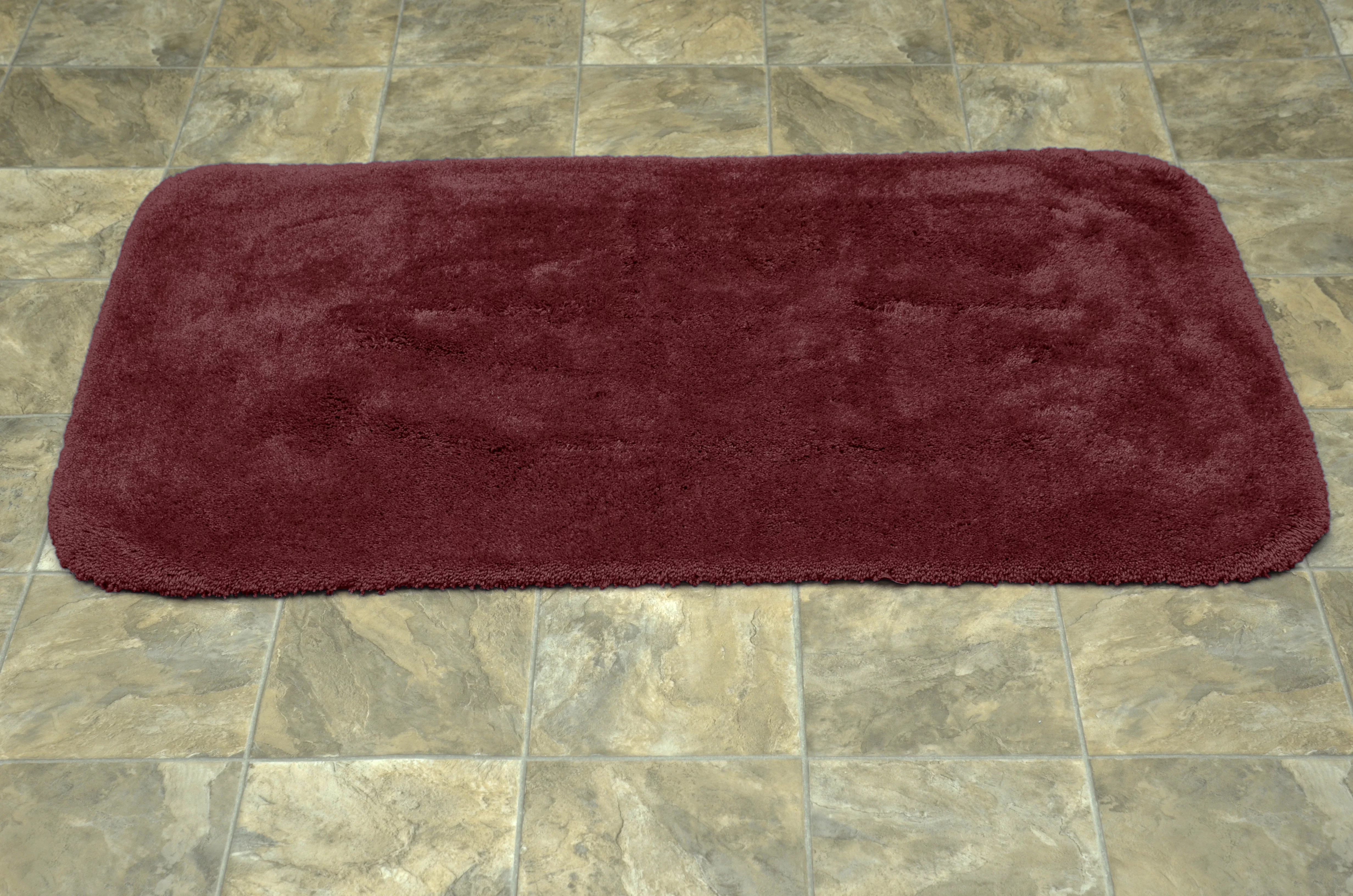 Garland Rug Finest Luxury 30 in. x 50 in. Ultra Plush Washable Bath Rug Chili Pepper Red