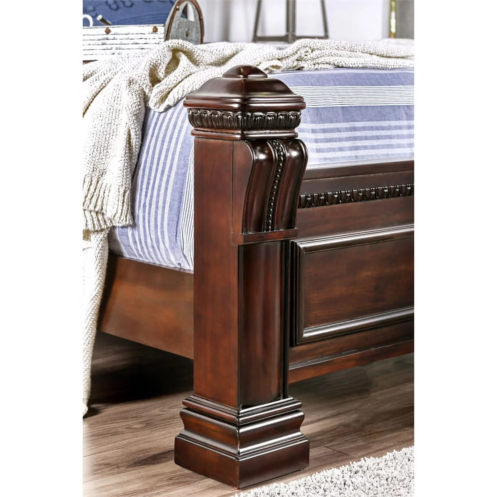 Furniture of America Oulette Transitional Wood Queen Poster Bed in Cherry