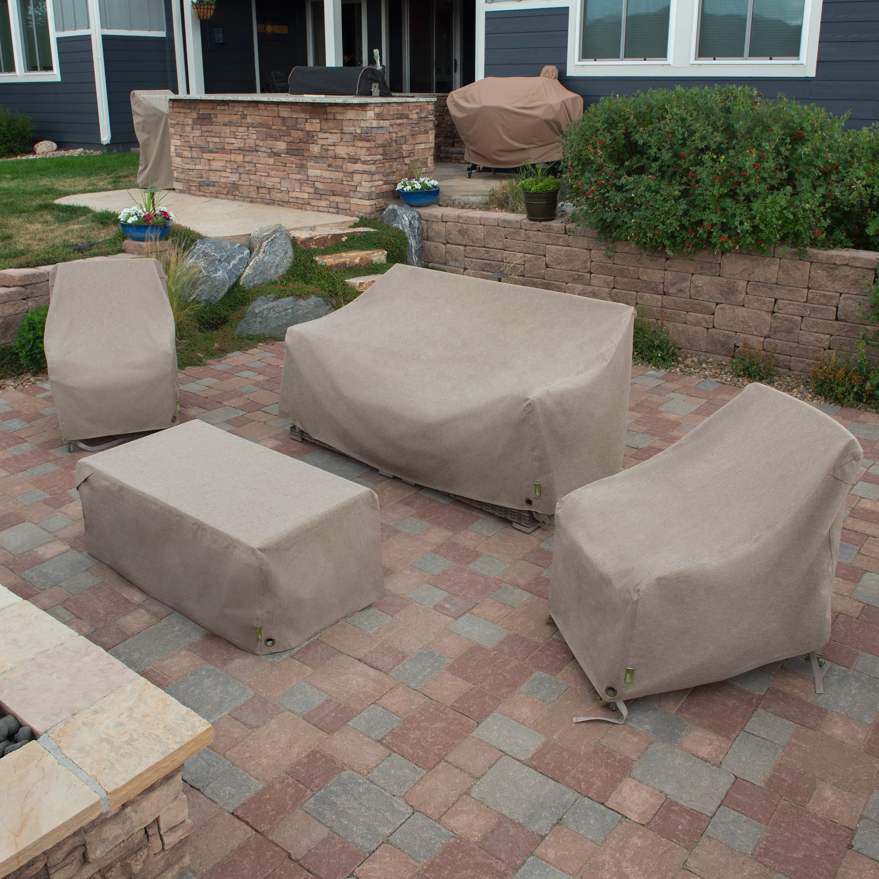 Modern Leisure Garrison Rect/Oval Patio Table & Chair Set Cover, Waterproof, 108