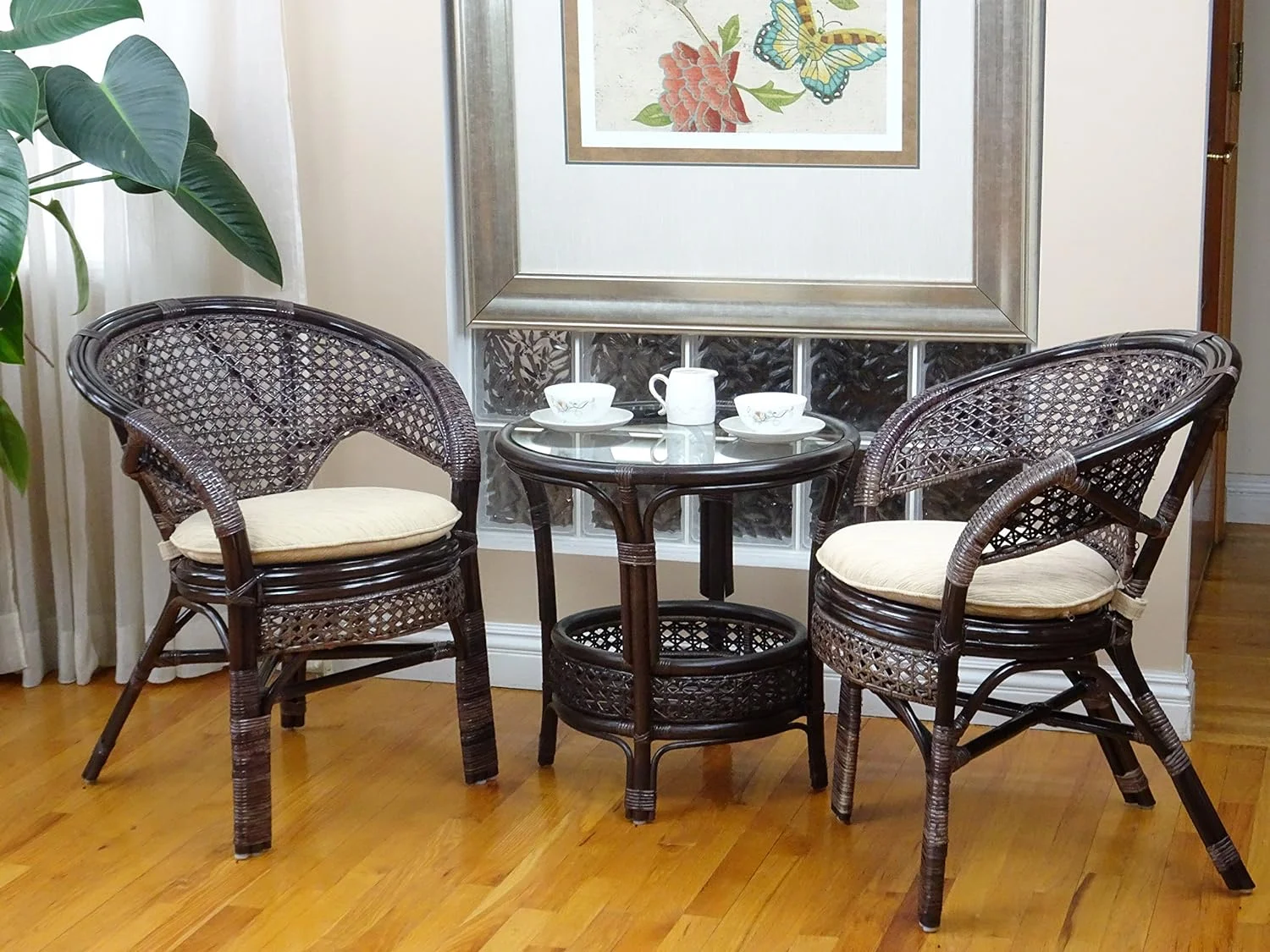 TJUNBOLIFE Pelangi Round Coffee Table Natural Rattan Wicker with Glass Top Handmade  Dark Brown