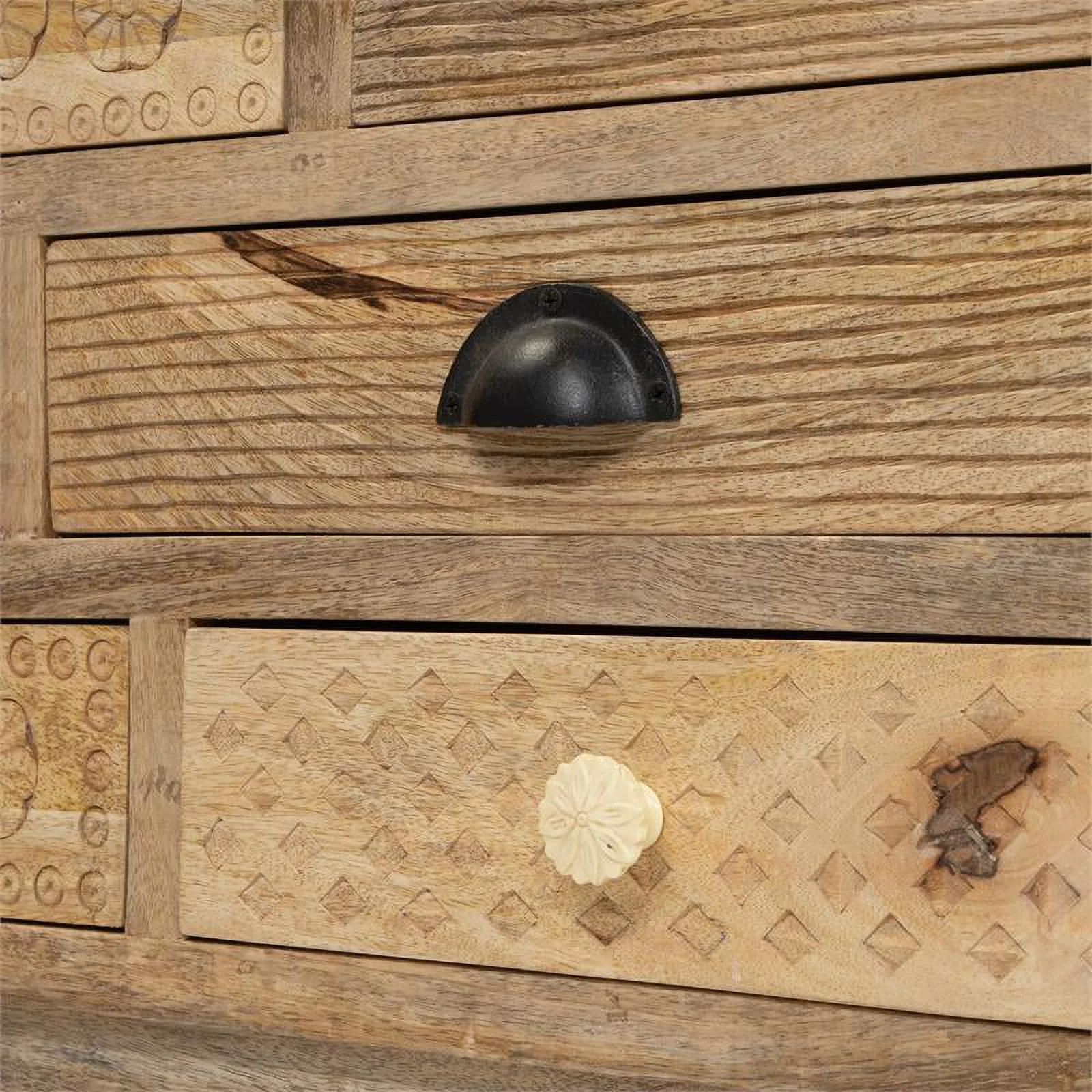 Furniture of America Druze Rustic Wood 9-Drawer Chest in Natural Tone