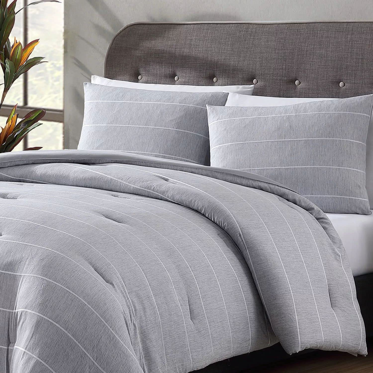 Social Standard by Sanctuary 980376954 Recycled Polyester Chambray Stripe Comforter Set (Grey, Queen)