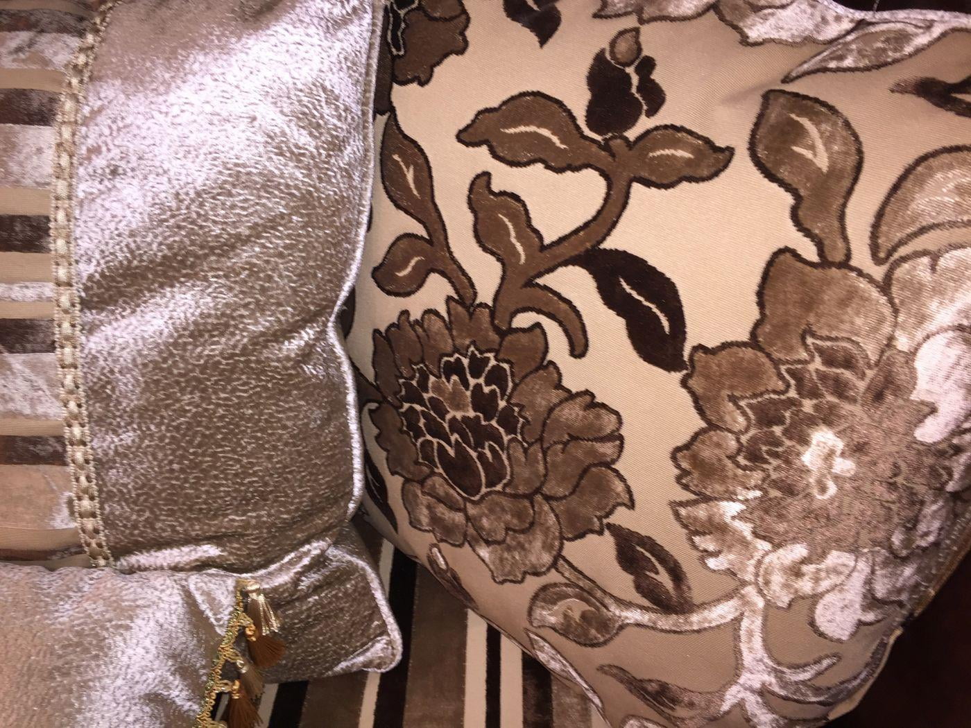 French Beige Chenille Cherry Carved Wood Loveseat McFerran SF8700 Traditional