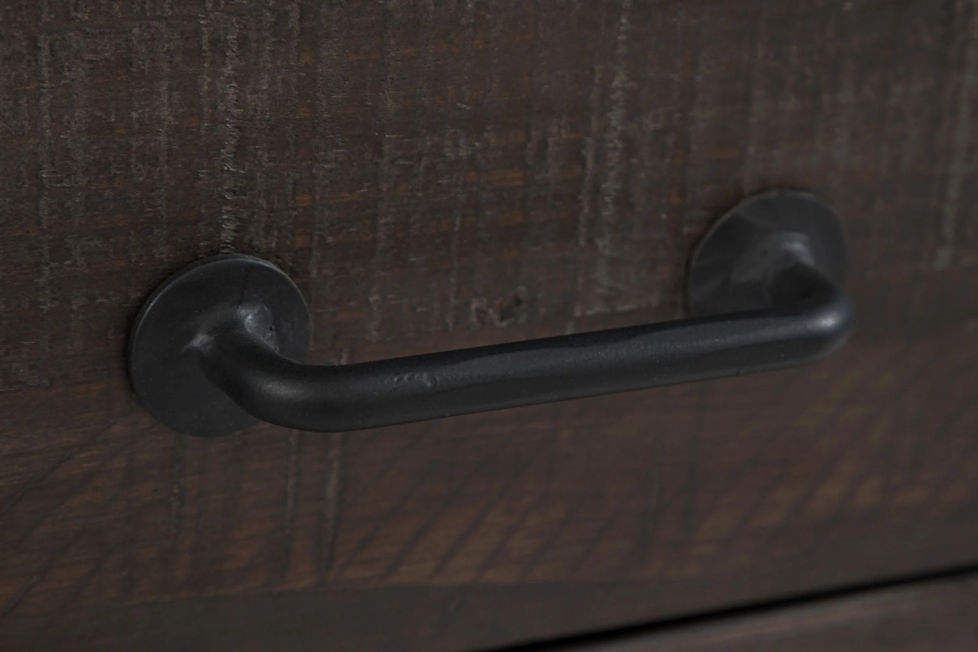 Jofran Madison County Rustic Reclaimed Pine Farmhouse Harris USB Charging Chairside Table