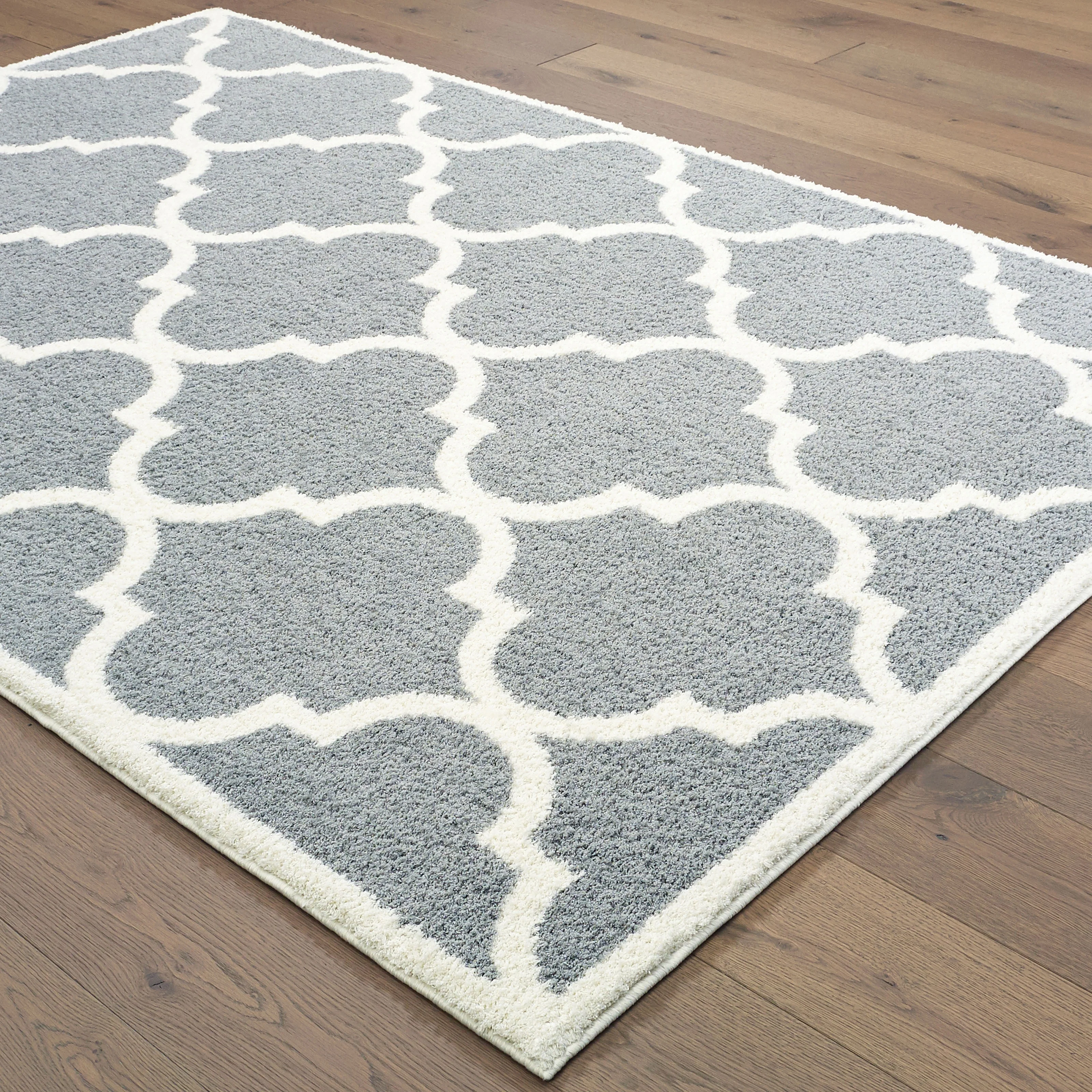 Style Haven  Valentina Scallop Lattice Microfiber Area Rug Grey/Cream 5'3