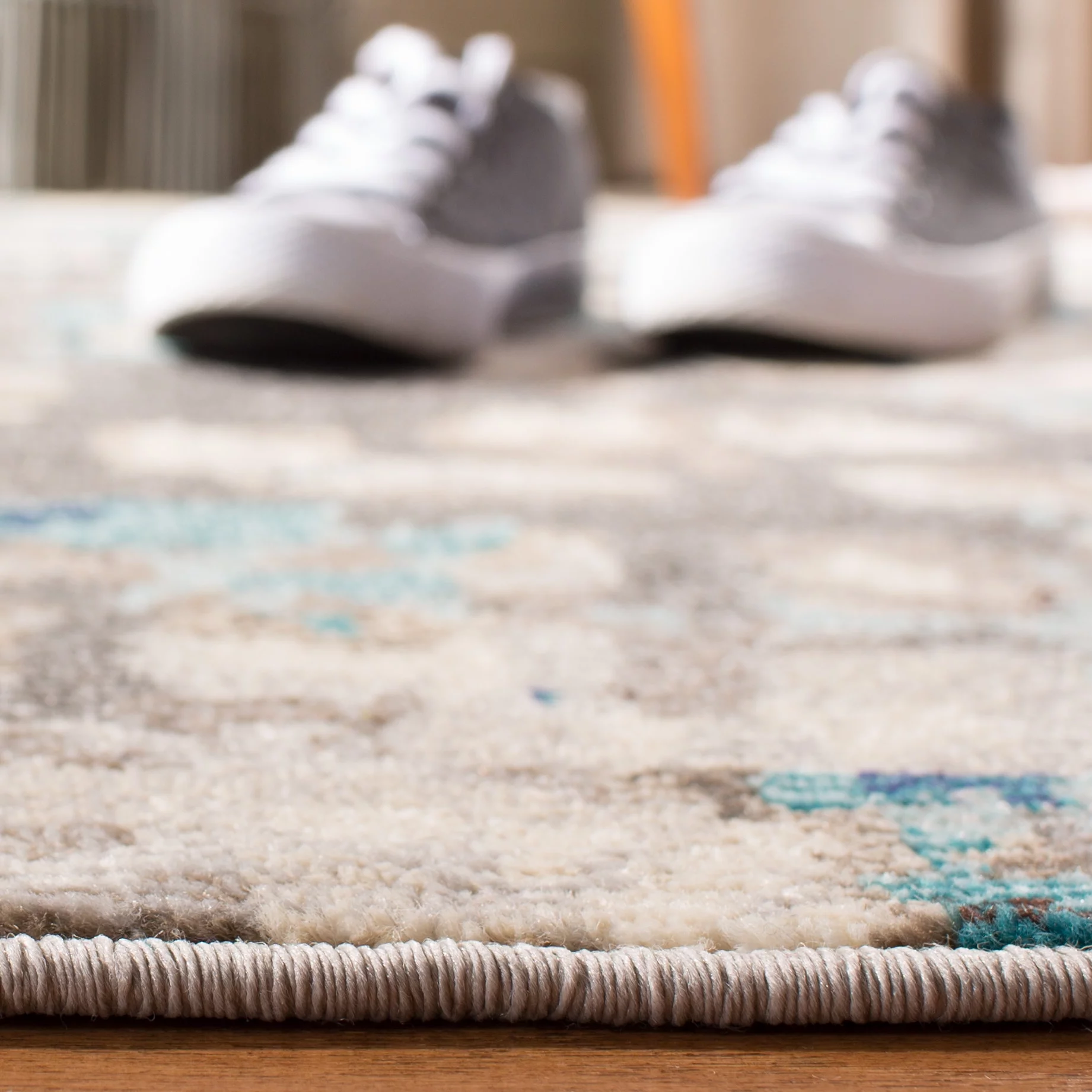 SAFAVIEH Madison Candelario Abstract Polka Dots Area Rug, Grey/Blue, 9' x 12'