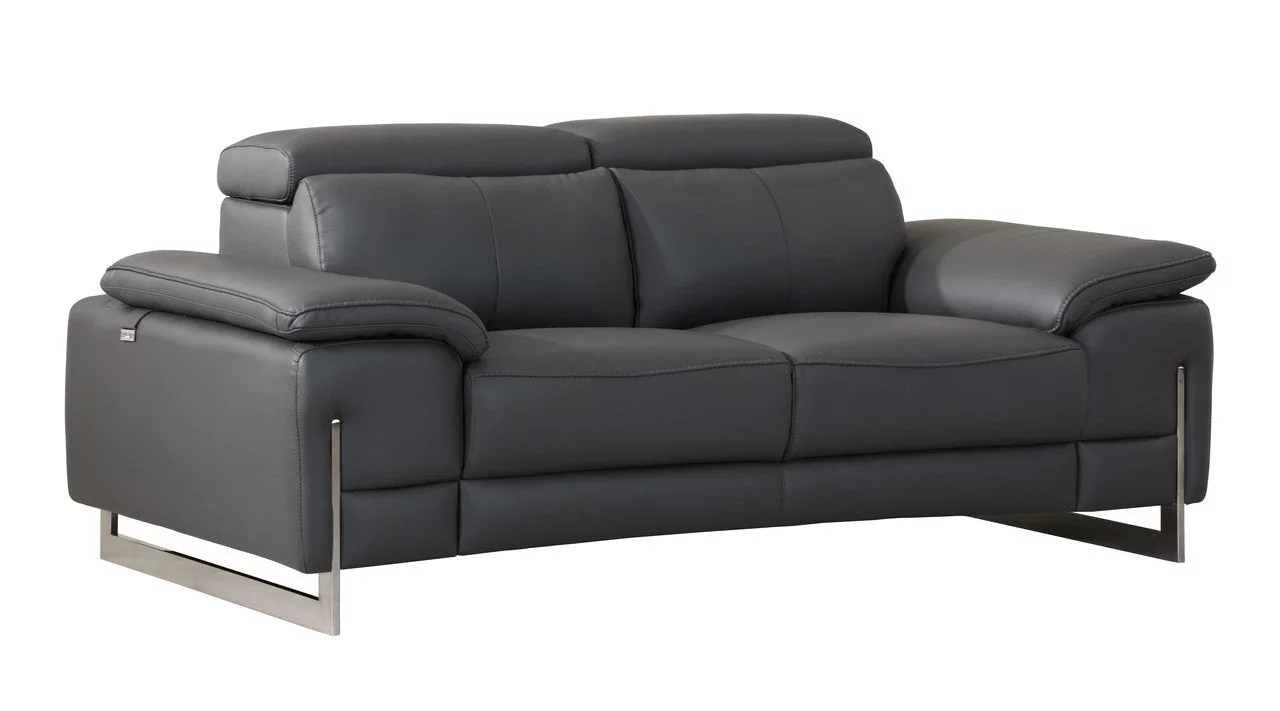 Supreme Roma Loveseat