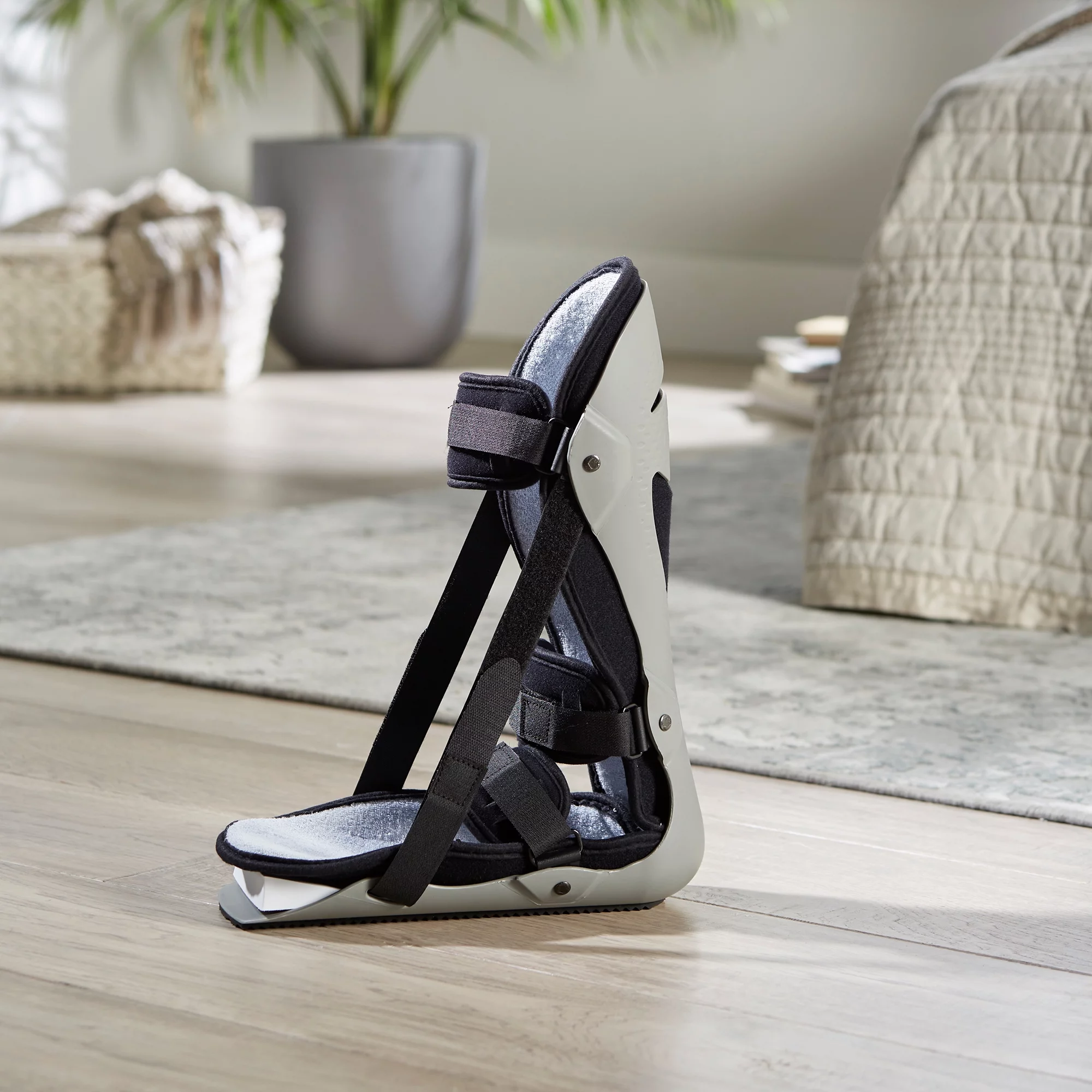 McKesson Plantar Fasciitis Night Splint - Fits Either Foot, Unisex - Medium, 1 Ct