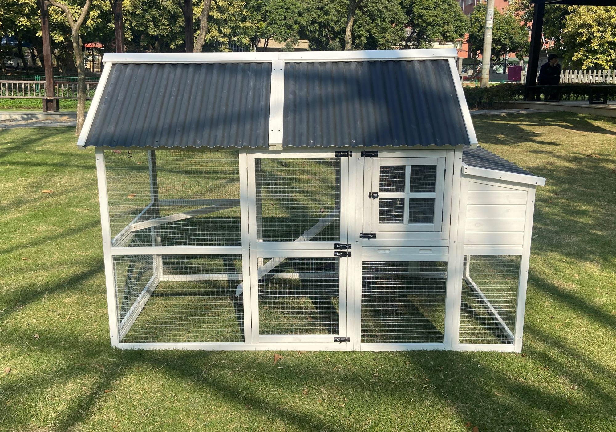 Zylina Modern Superior Hen House - Chicken Coop