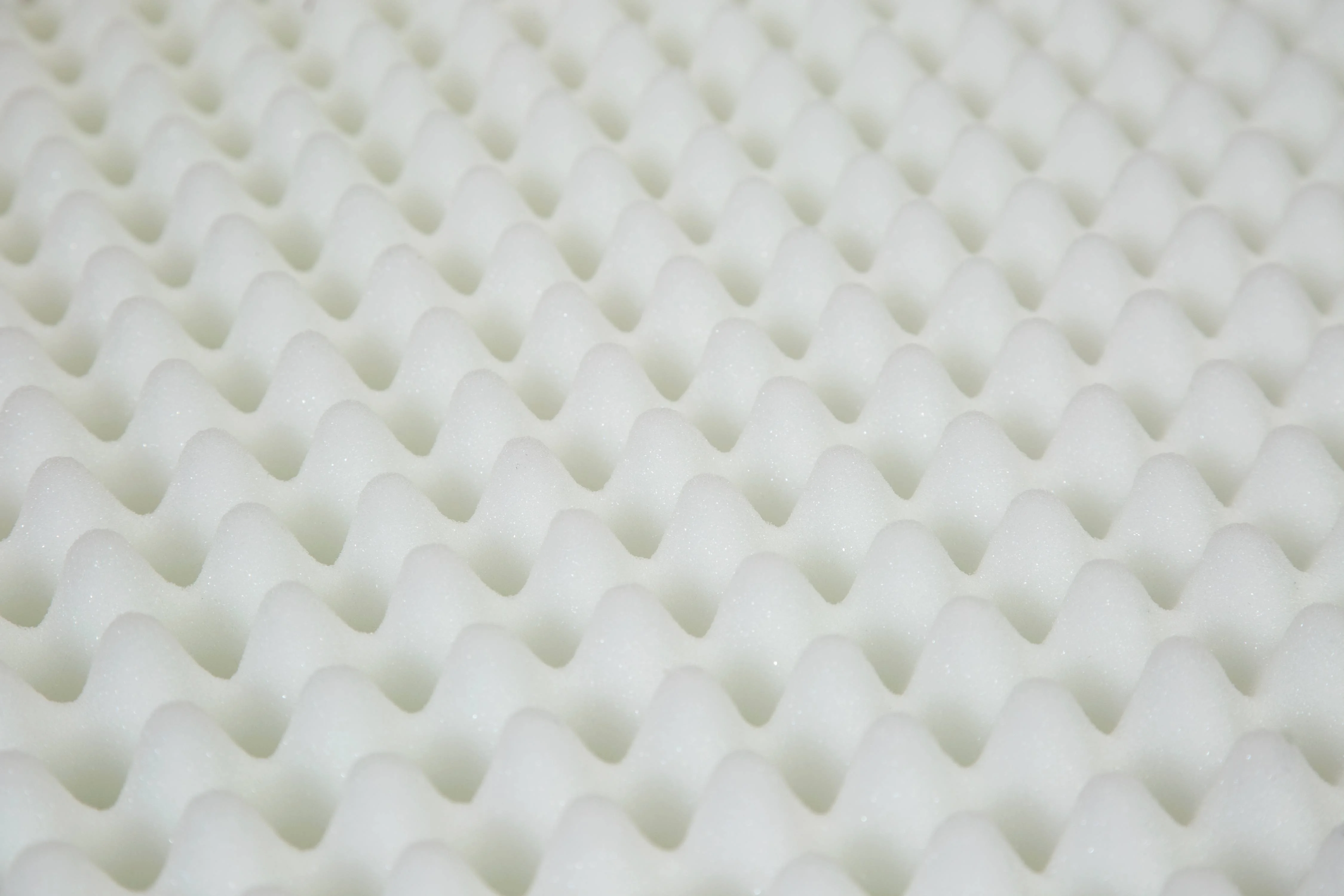 Serta Gel Memory Foam Quilted Ortho Couch Dog Bed, Small Brown