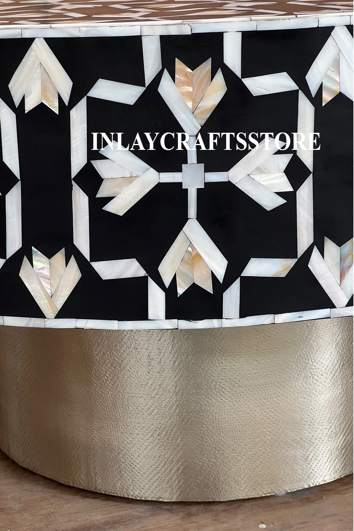 LAKECITY ARTS Mother of Pearl Lotus Design Coffee Table Black, Mother of Pearl Lotus Design Center Table Black, Mother of Pearl Round Coffee Table