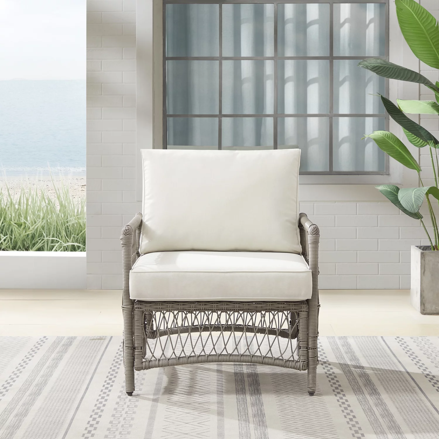 Maykoosh Global Greatness Outdoor Wicker Armchair Creme/Driftwood