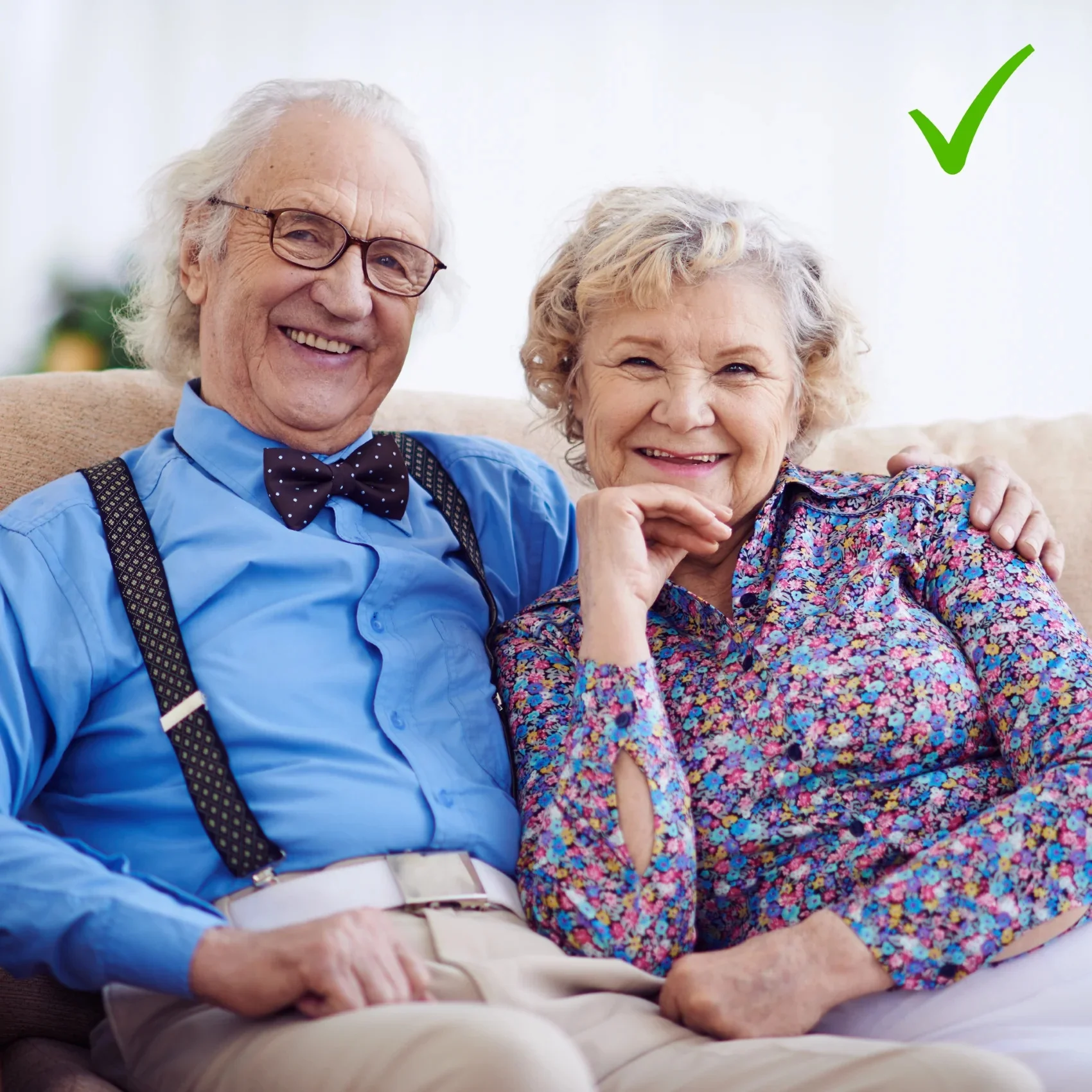 MOBB Healthcare 4-inch Raised Toilet Seat - Softer Black Padded, Easy Clean, 350lb, Adjustable White