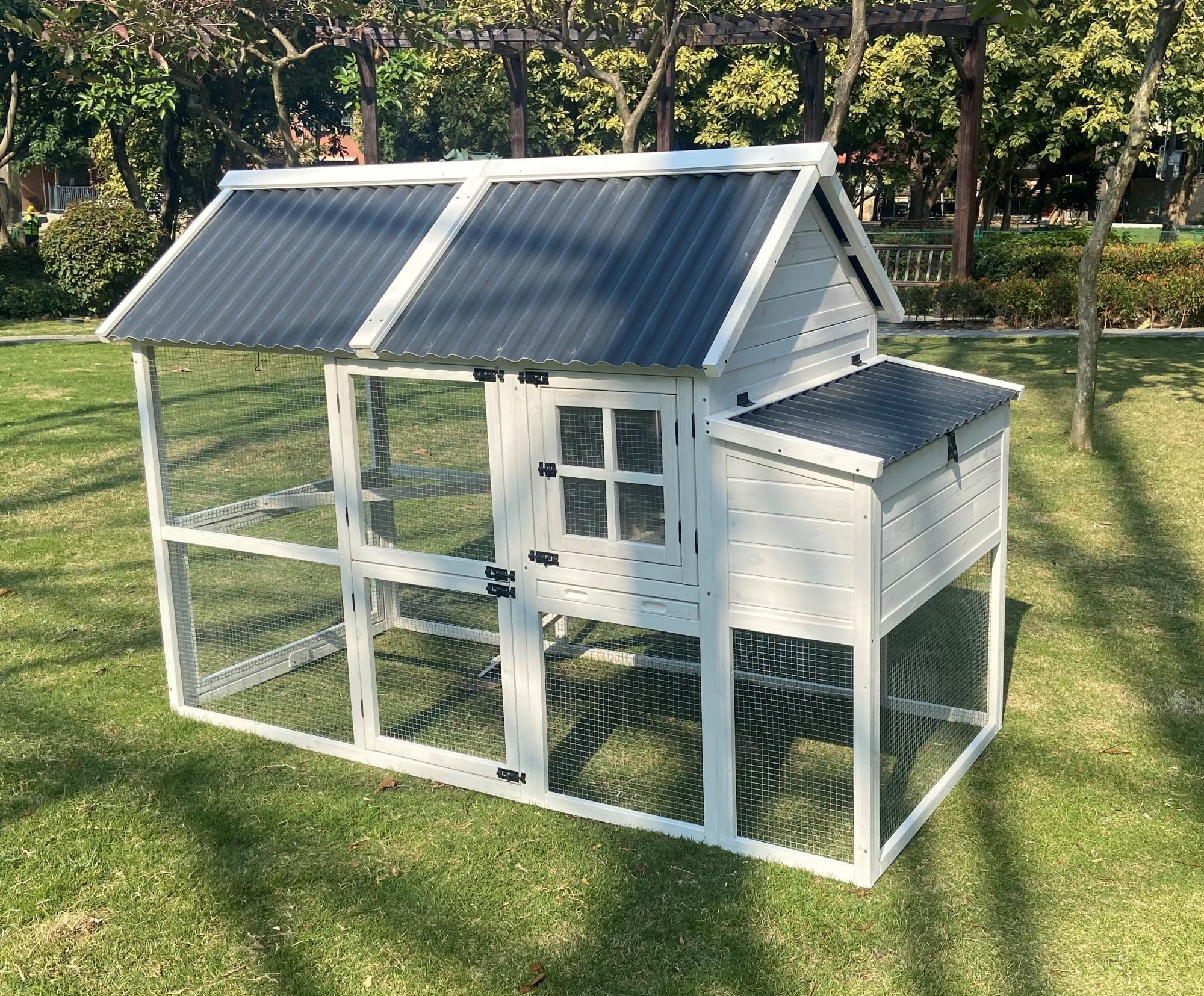 Zylina Modern Superior Hen House - Chicken Coop