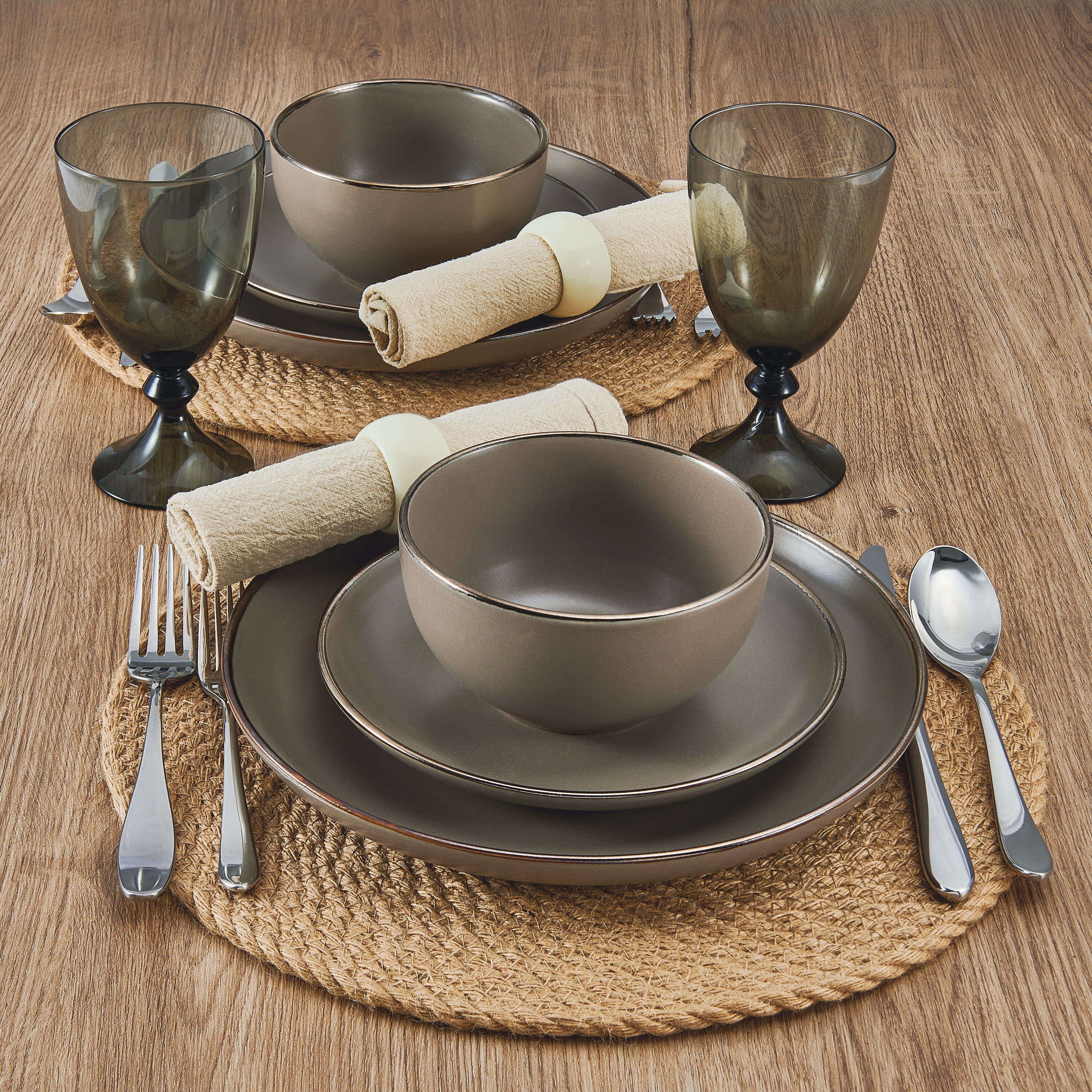 Pfaltzgraff Hadlee 12-piece Dinnerware set Stoneware in Gray