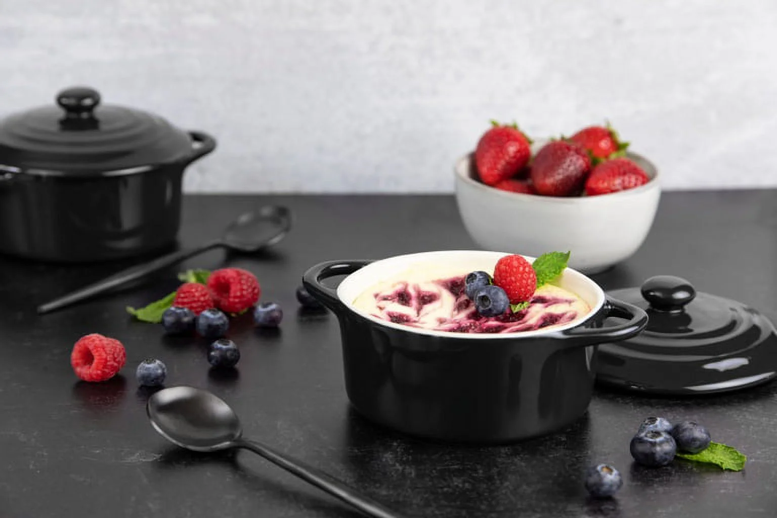 Kook Ceramic Mini Cocotte Set, 12 Oz, Set of 4, Black