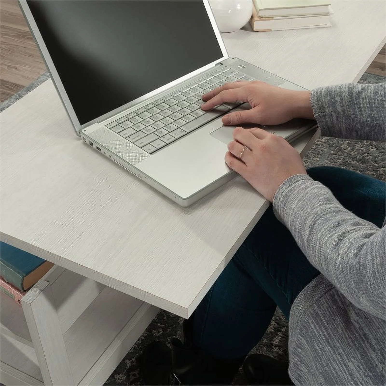 Pemberly Row Engineered Wood Lift-Top Coffee Table in Glacier Oak