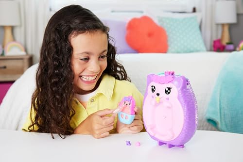 Polly Pocket 2-in-1 Travel Toy with 2 Micro Dolls and 16 Accessories, Hedgehog Purse Playset with Pet Theme
