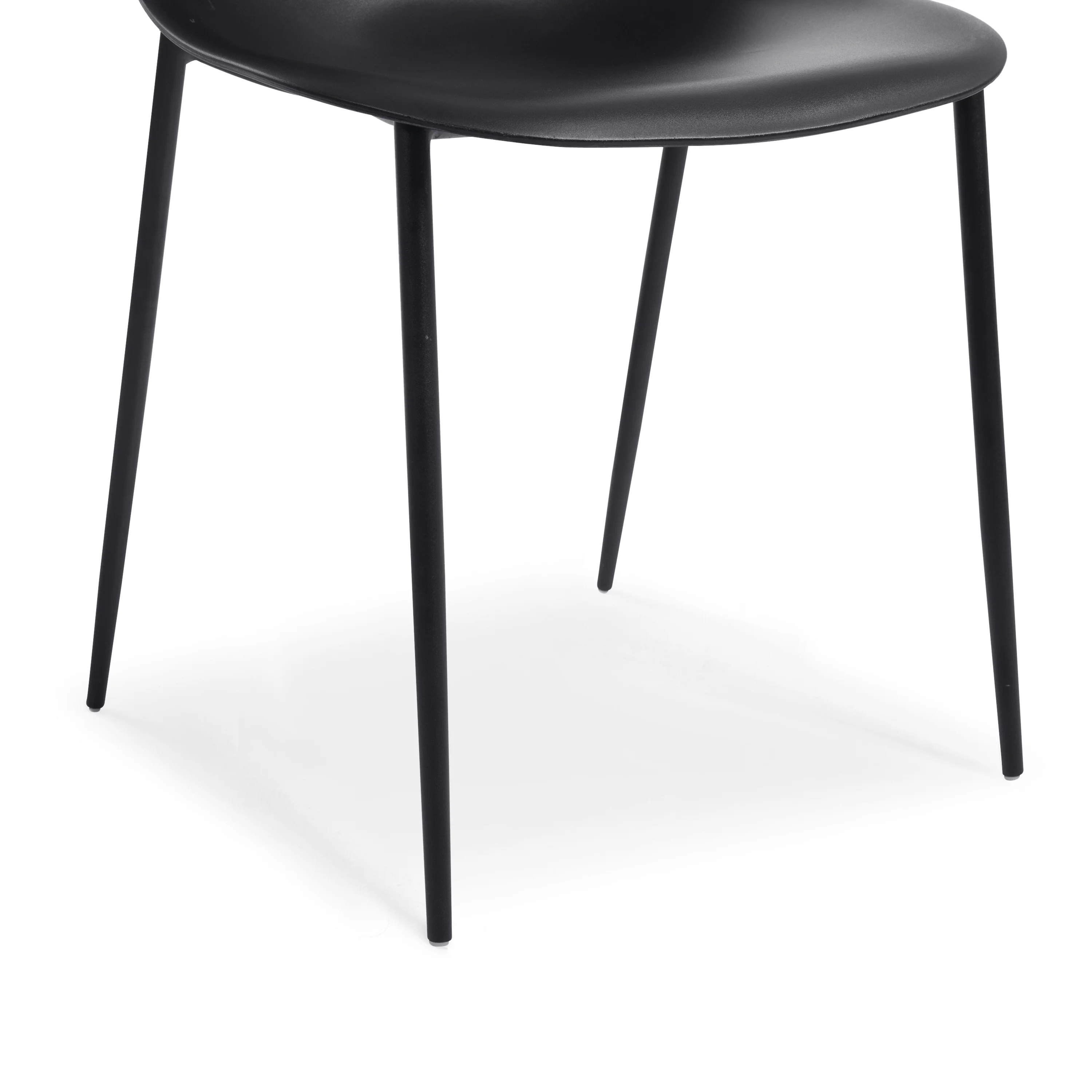 Poly & Bark Isla Chair in Black (Set of 4)