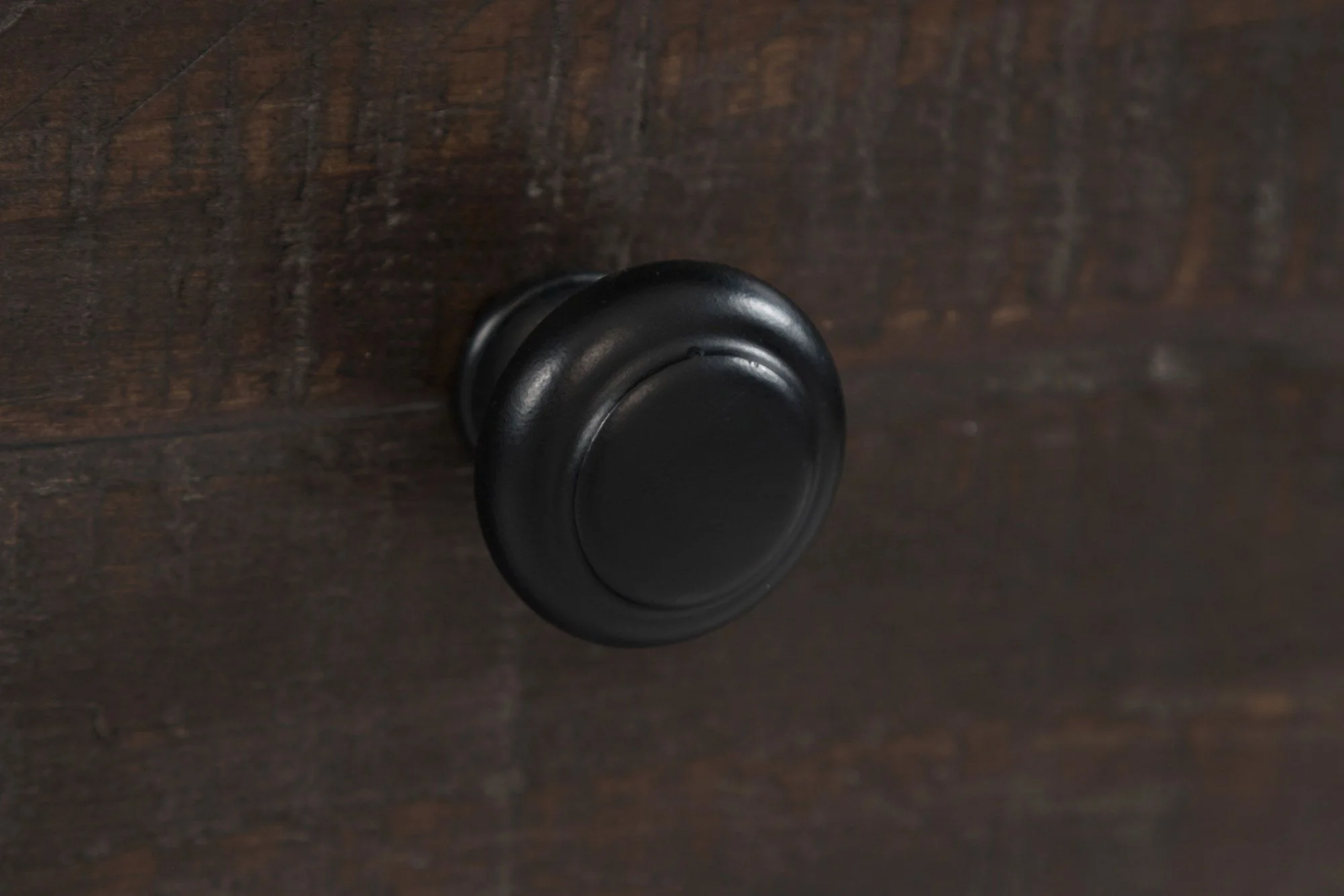 Jofran Madison County Rustic Reclaimed Pine Farmhouse Harris USB Charging Chairside Table