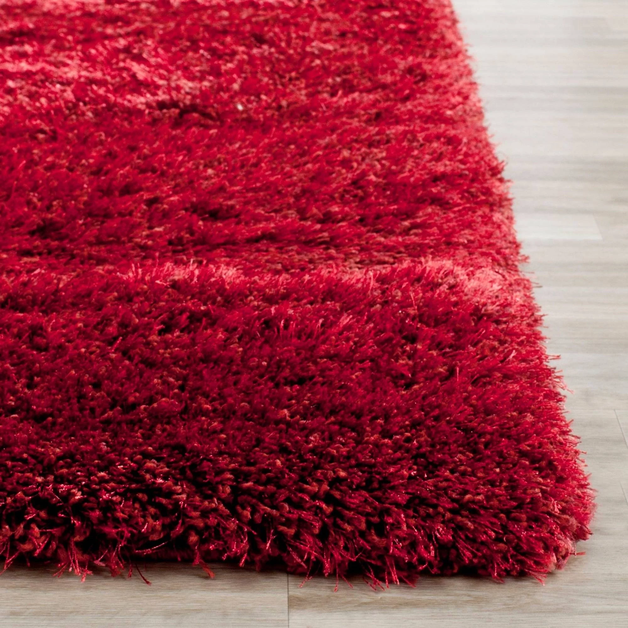 SAFAVIEH Charlotte Solid Plush Shag Area Rug, Red, 5'1