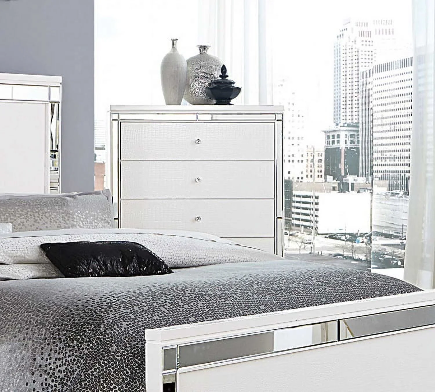 Ashland 5 Drawer Chest in Modern White Embossed Alligator & Mirror