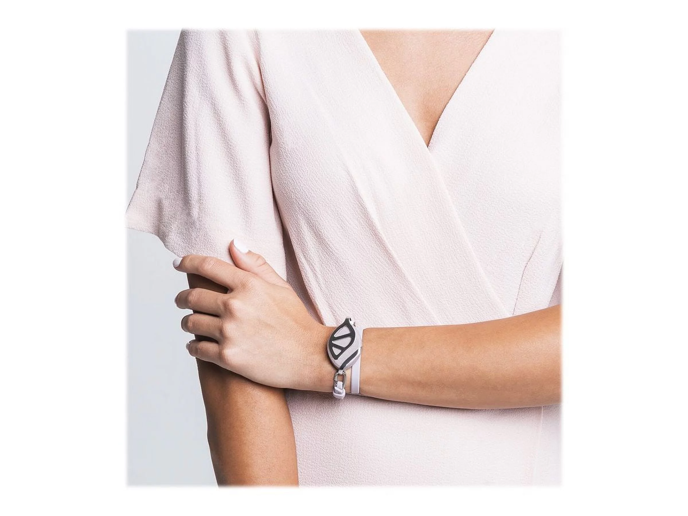 Bellabeat Leaf Urban Health Tracker (Silver)