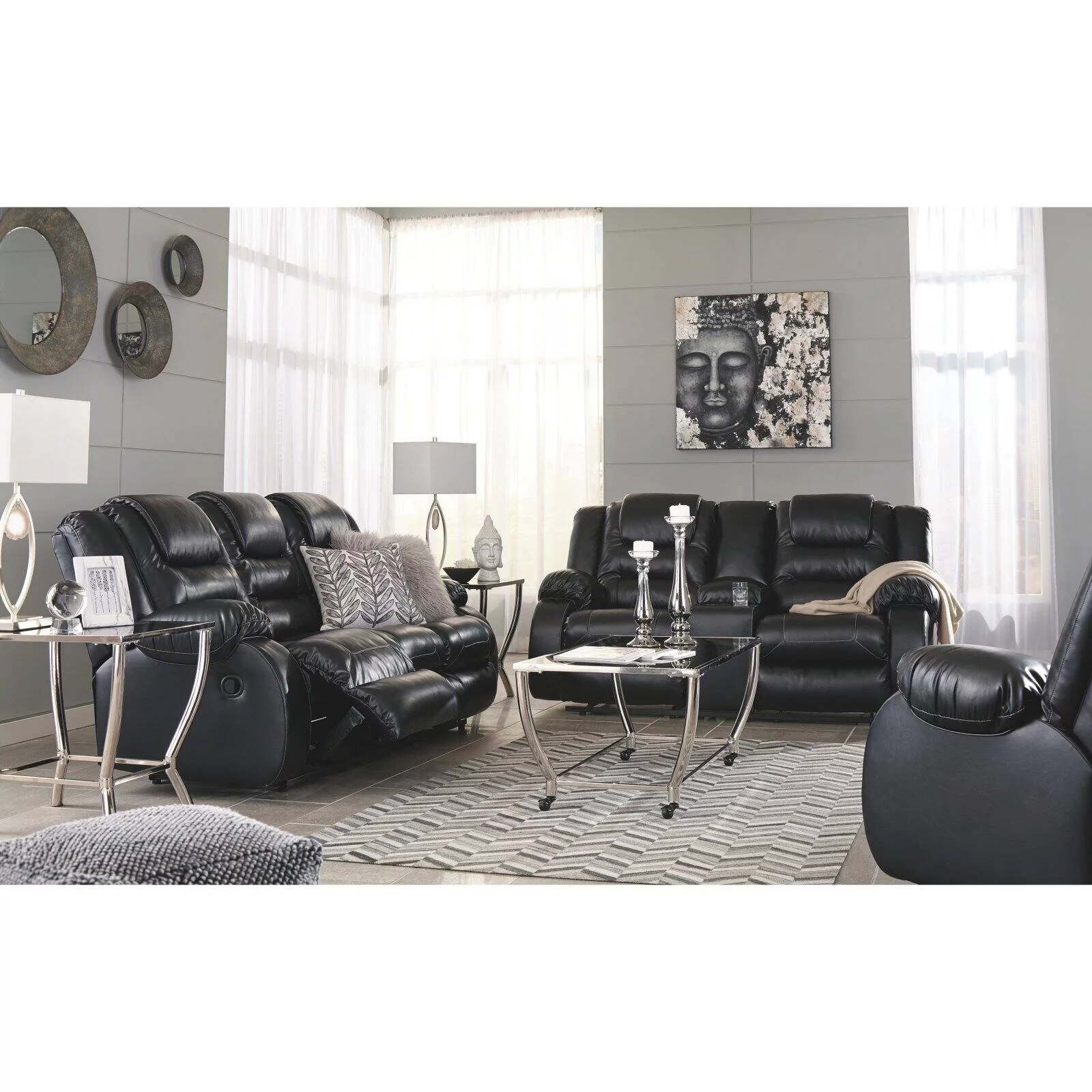 Signature Design by Ashley Vacherie Reclining Loveseat with Console in Chocolate