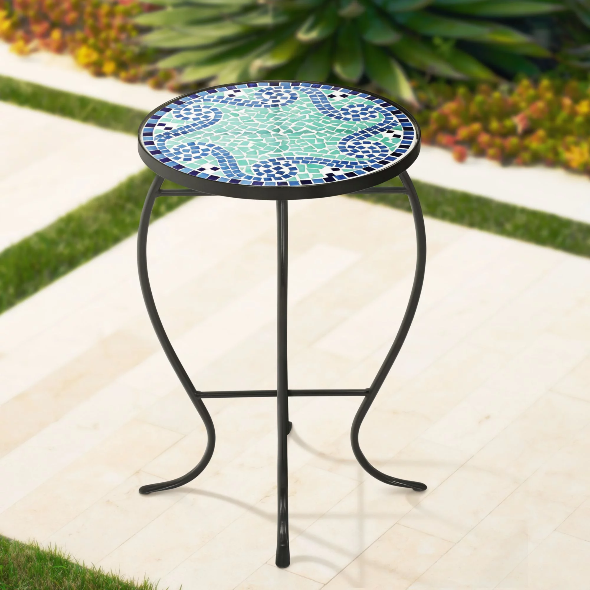 Teal Island Designs Modern Black Round Outdoor Accent Side Table 14
