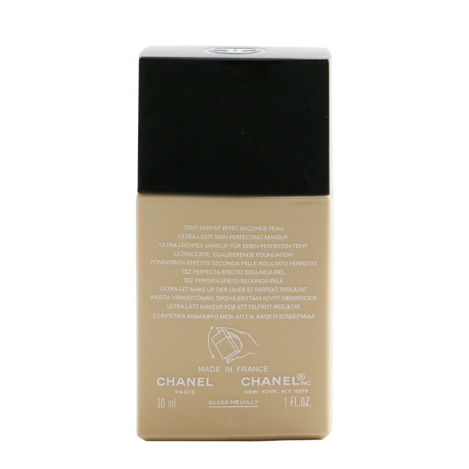 Chanel Vitalumiere Aqua Ultra Light Skin Perfecting M/U SPF15 - # 20 Beige  30ml/1oz