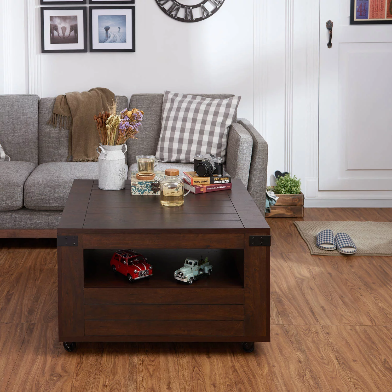 Furniture of America Babel Coffee Table with Casters, Walnut