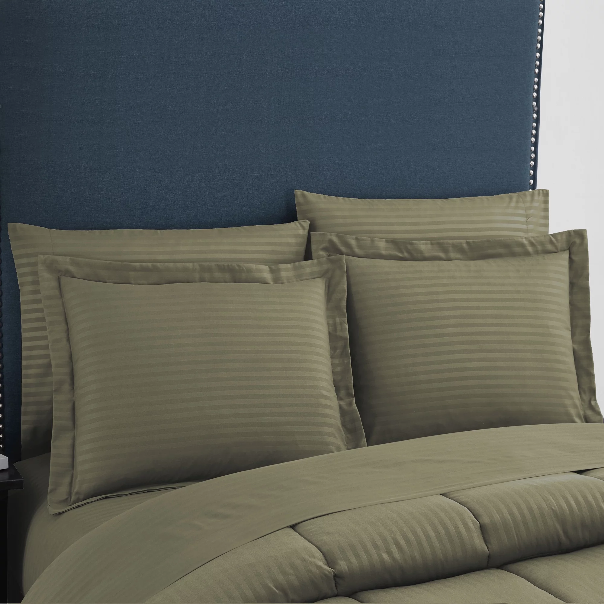 Sweet Home Collection Sage 8 Piece Bed in a Bag Comforter Set with Sheets, King