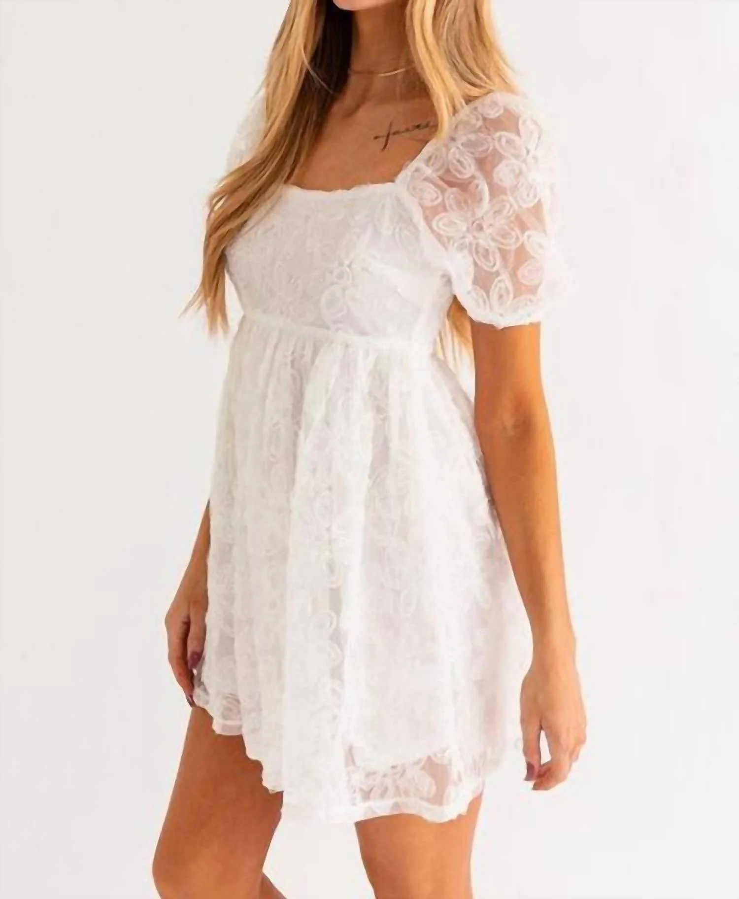 LE LIS Short Sleeve Mini Dress