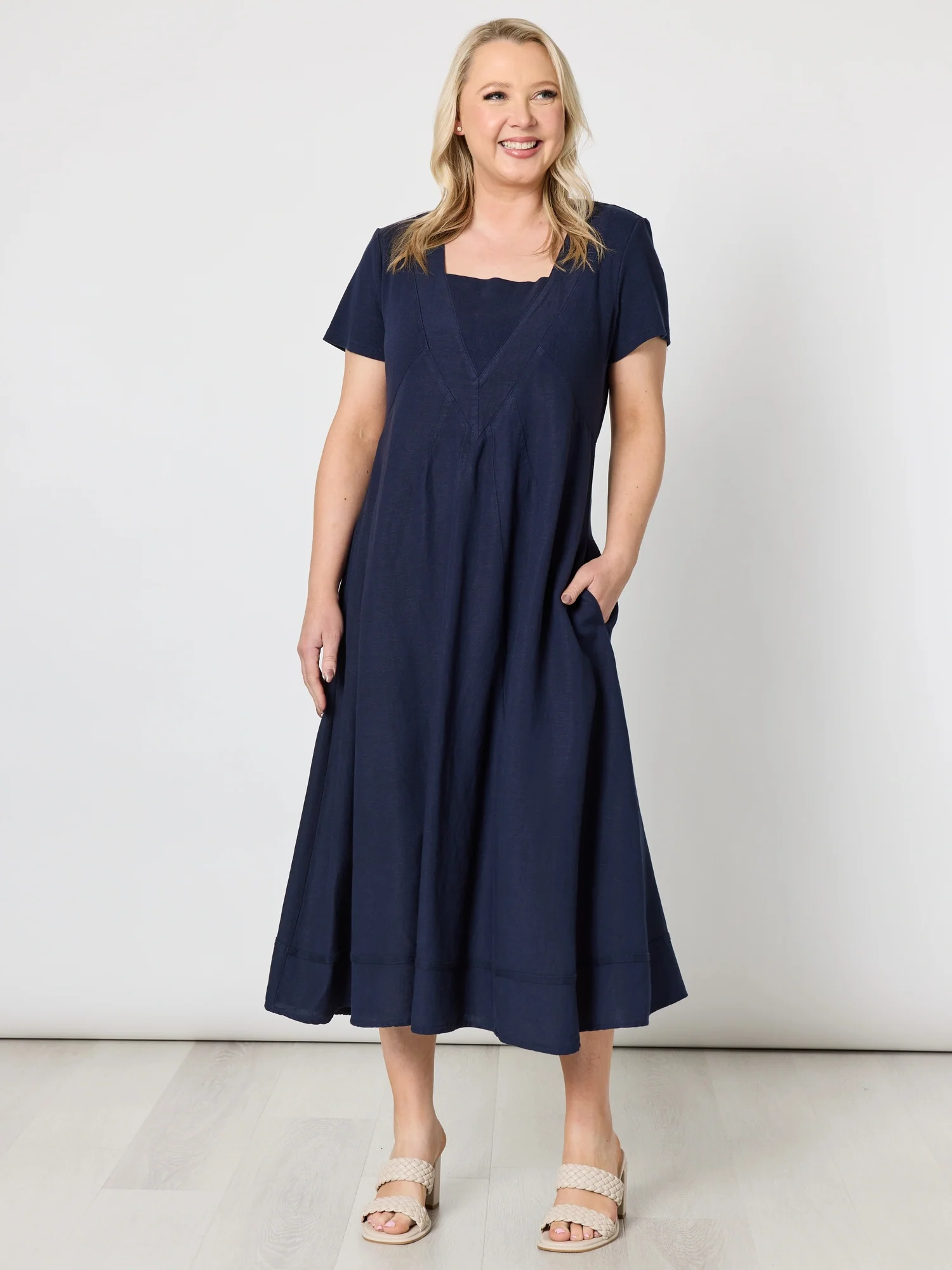 Lino Le Marais Dress - Navy