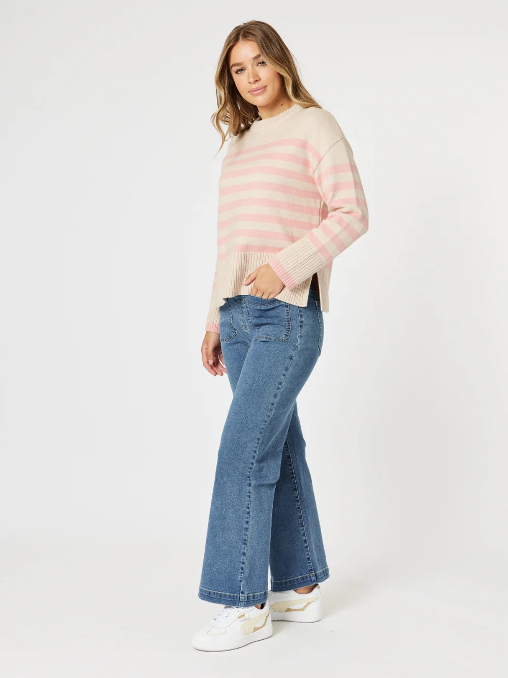 Carpenter Stretch Wide Leg Pull On Denim Jean - Washed Denim