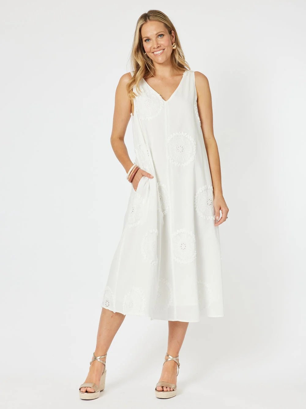 Emanuella Embroidered Sleeveless Dress - White