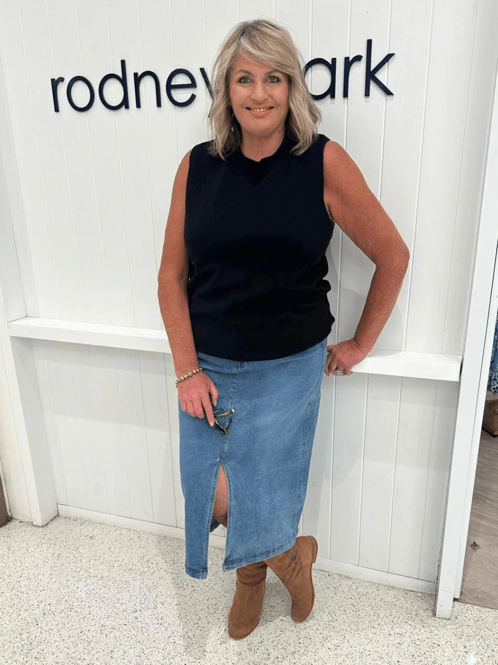 Shelly Sleeveless Knit Top - Black